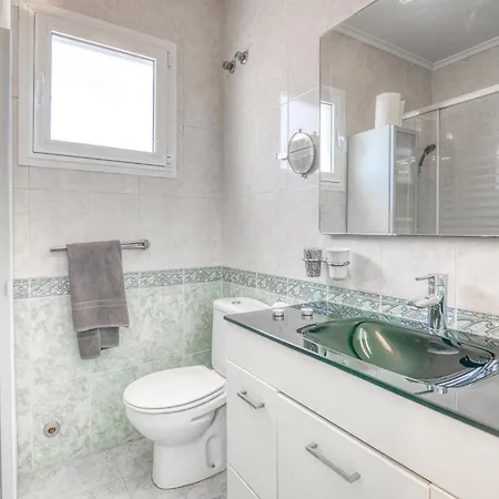 Beautiful In With Kitchen