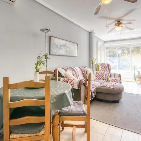 Beautiful In With Kitchen Holiday home